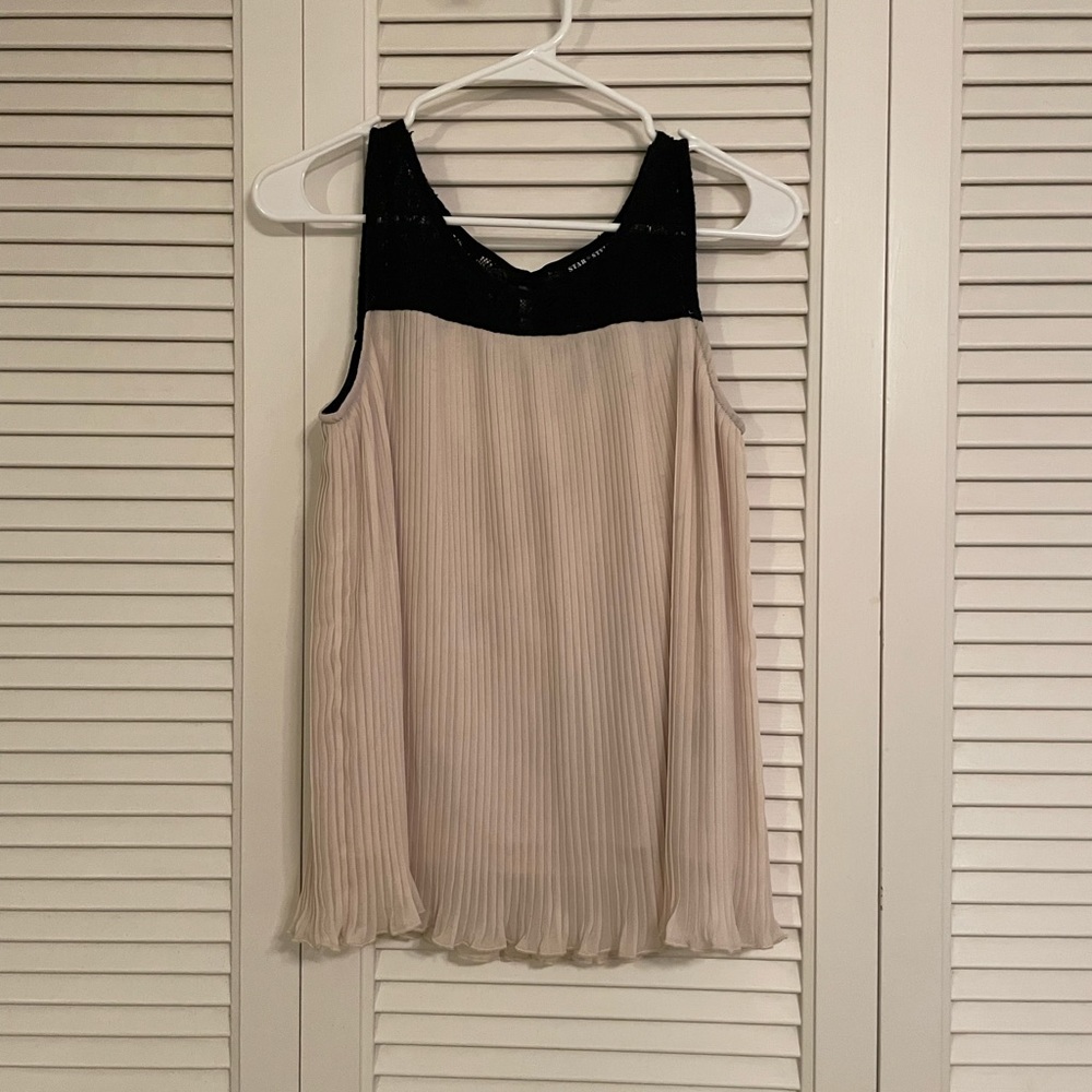 525. Star Style Tank Top - Blouse